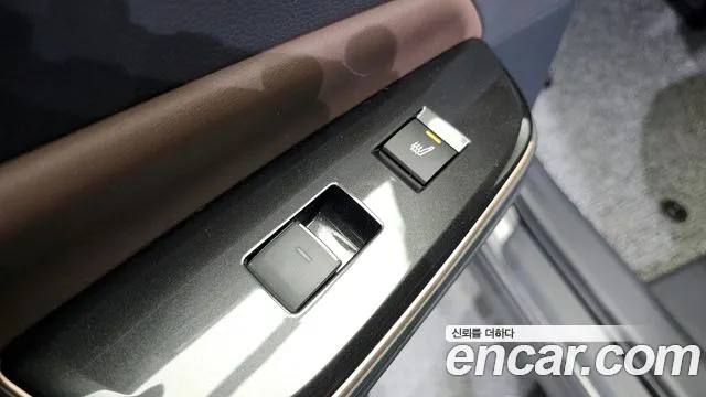 Toyota Crown Crossover id 2688387 из Кореи 18