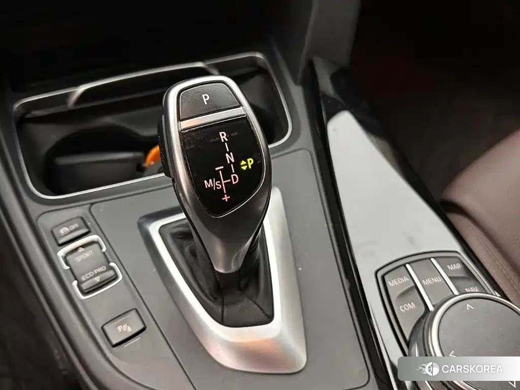 BMW 3 series id 4546639 из Китая 13