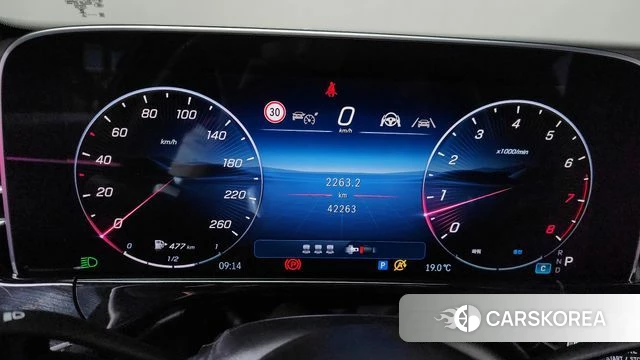 Mercedes-Benz E-Class W214 id 4381368 из Кореи 18
