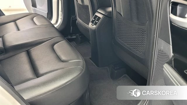 Kia Niro id 4471640 из Кореи 18