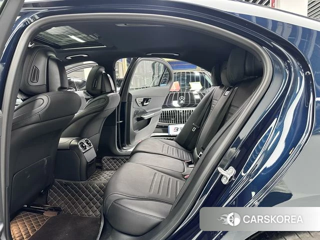 Mercedes-Benz Class C id 4255811 из Китая 16