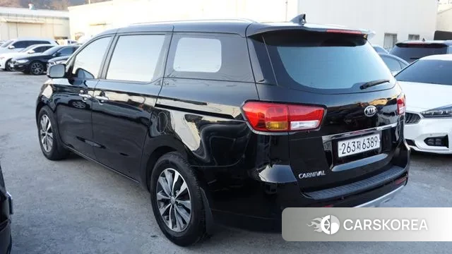 Kia All New Carnival id 3547773 из Кореи 17