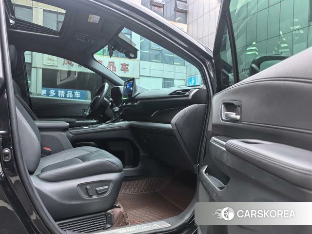 Toyota Saina id 4241528 из Китая 11