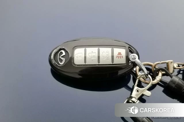 Infiniti Q70 id 4211431 из Китая 22