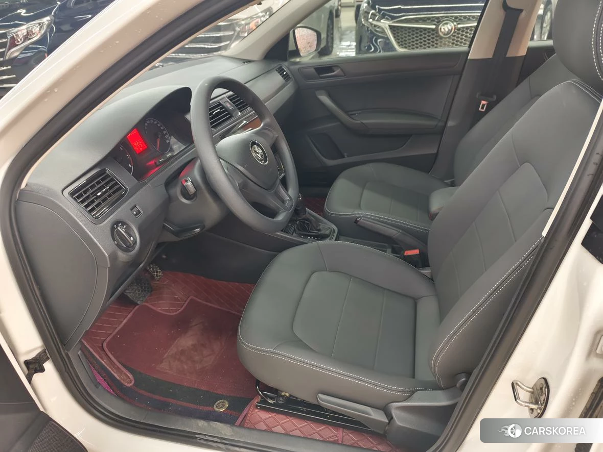Volkswagen Santana id 4473635 из Китая 8