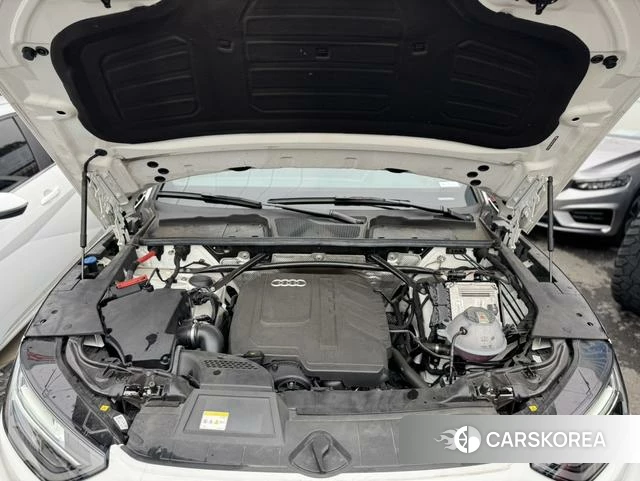 Audi Q5L id 4299879 из Китая 25