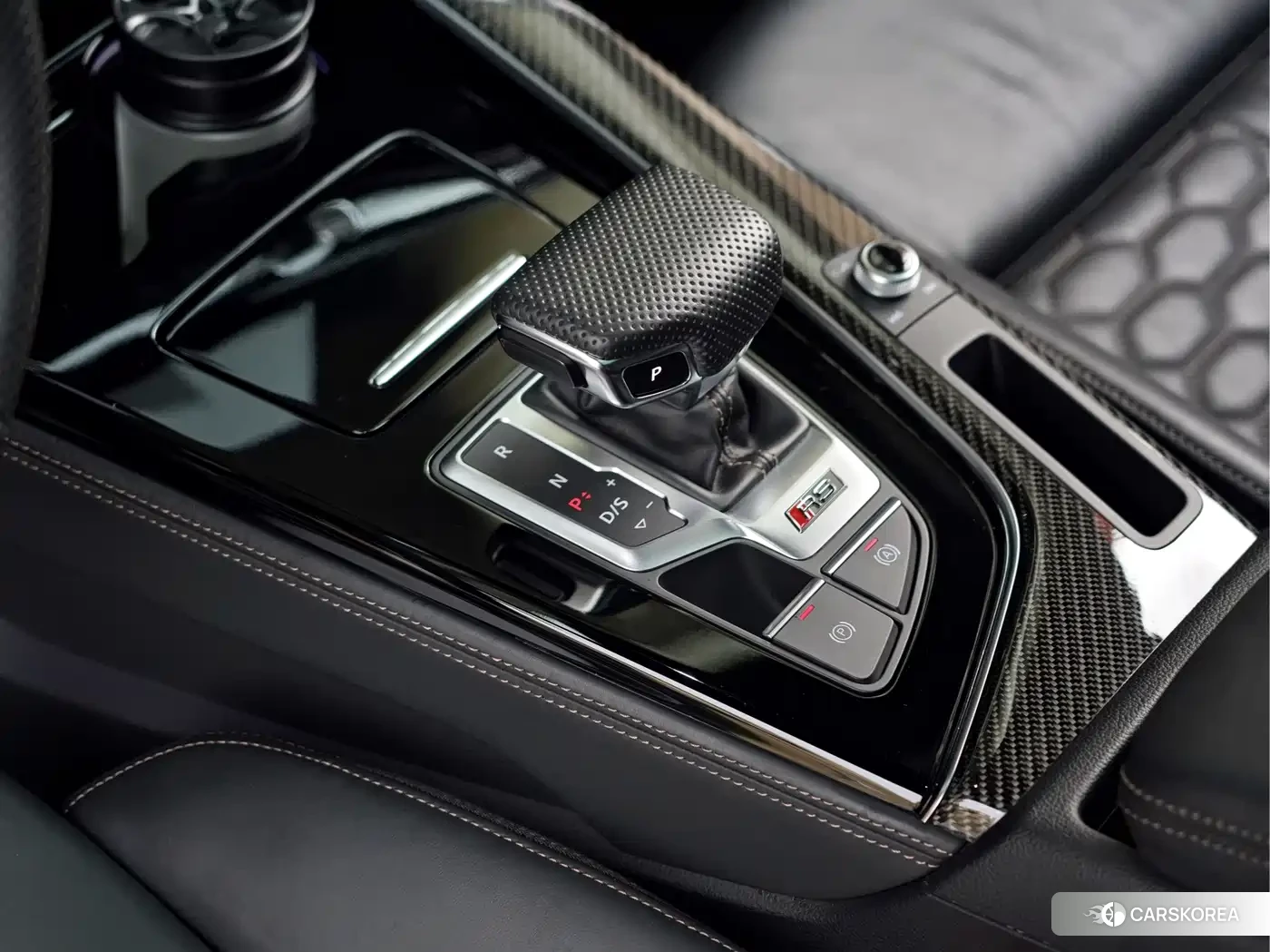 Audi RS 4 id 4628236 из Китая 26