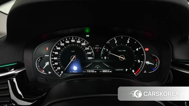 BMW 5 Series (G30) id 4251296 из Кореи 31