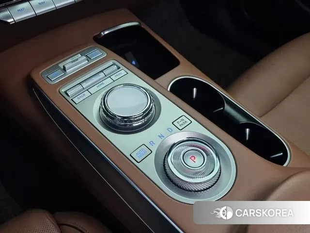 Genesis GV70 id 3702244 из Кореи 18