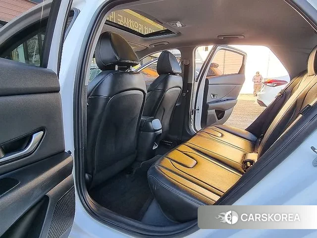 Hyundai The New Avante (CN7) id 3634358 из Кореи 18