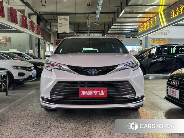 Toyota Saina id 4328920 из Китая 8