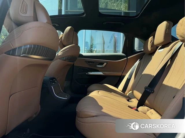 Mercedes-Benz E-class PHEV id 4301531 из Китая 10