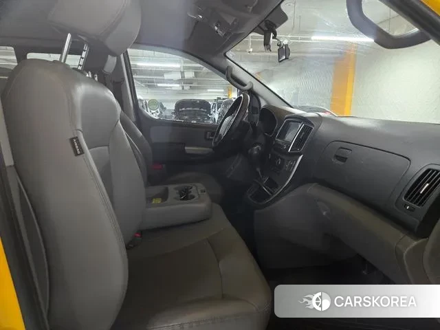 Hyundai The New Grand Starex id 3732803 из Кореи 13