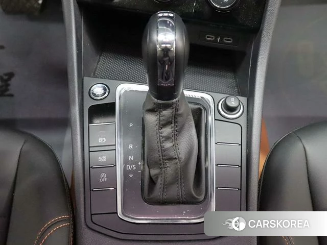 Volkswagen Bora id 4301652 из Китая 17