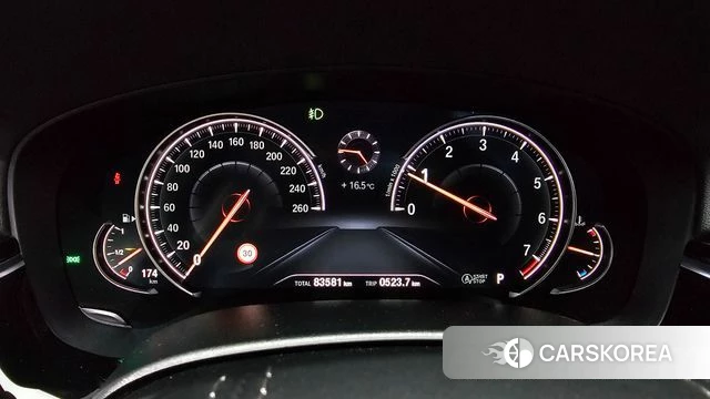 BMW 5 Series (G30) id 4188412 из Кореи 18