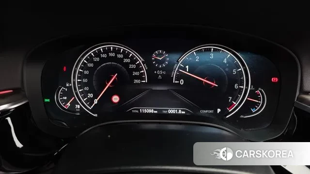 BMW 5 Series (G30) id 3552965 из Кореи 18