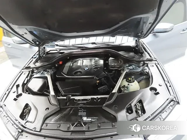 BMW 5 Series (G30) id 3698910 из Кореи 18