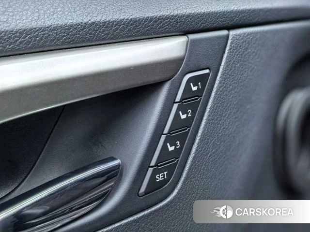 Lexus RX id 4220666 из Китая 34