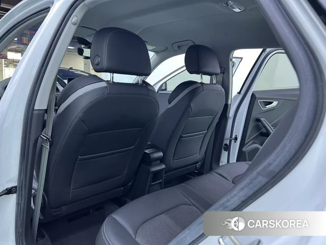 Audi Q2L e-tron id 4314825 из Китая 17