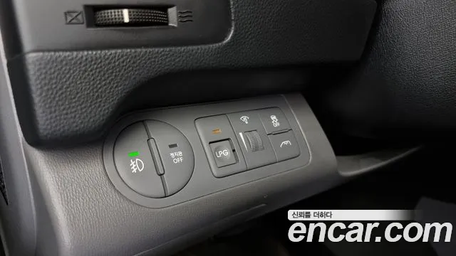 Hyundai The New Grand Starex id 2759407 из Кореи 18