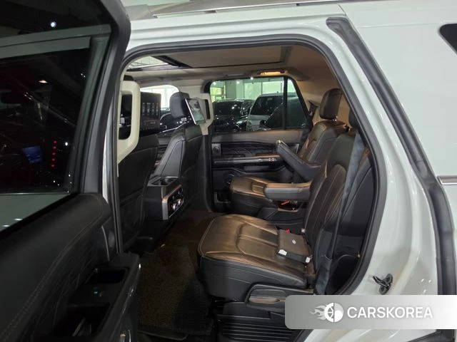 Ford Expeditation id 3935757 из Кореи 18