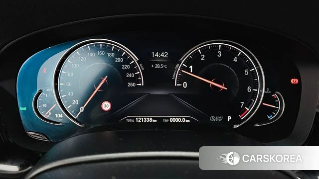 BMW 5 Series (G30) id 4483239 из Кореи 30