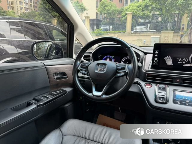 Honda Odyssey id 4300309 из Китая 15