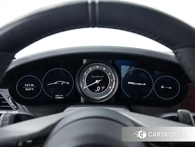 Porsche 911(992) id 3164082 из Кореи 18