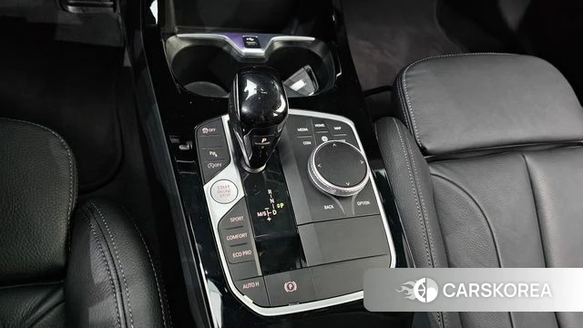 BMW 1 Series (F40) id 3851943 из Кореи 18