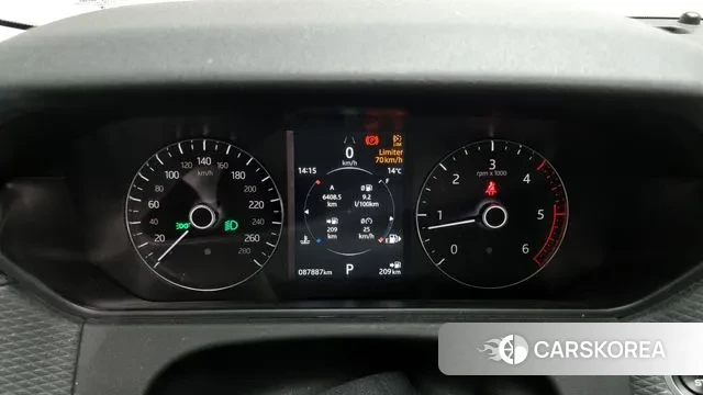 Land Rover Range Rover Velar id 3418190 из Кореи 18