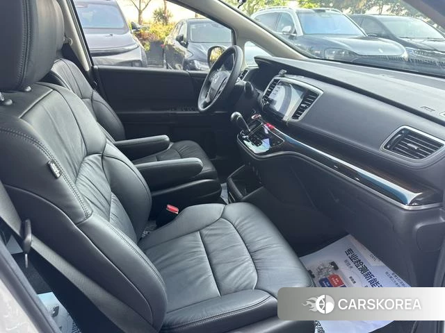 Honda Odyssey id 4221023 из Китая 9