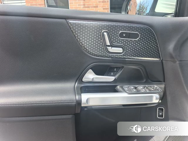 Mercedes-Benz EQB id 4300401 из Китая 23