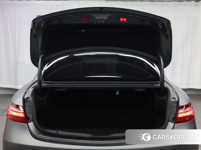 Mercedes-Benz E-class AMG id 4211106 из Китая 24