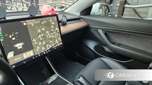 Tesla Model 3 id 3329860 из Кореи 8