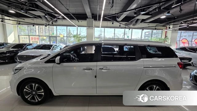 Kia The New Carnival id 4780816 из Кореи 18