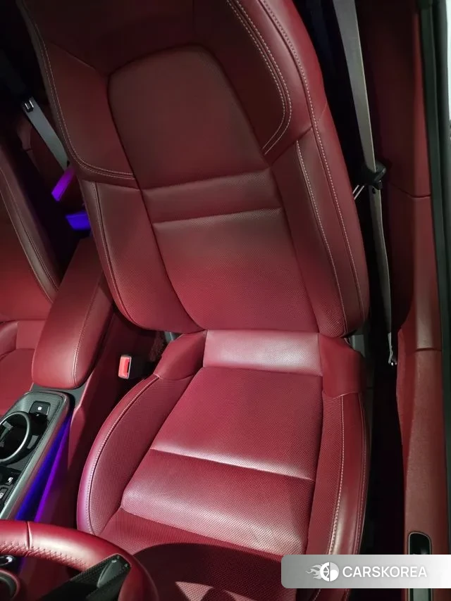 Porsche 911(992) id 3735886 из Кореи 10