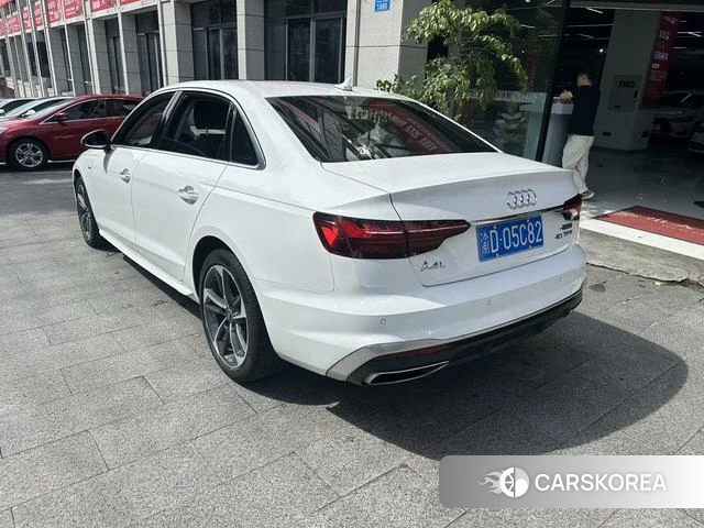Audi A4L id 4374486 из Китая 8