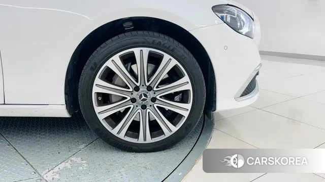 Mercedes-Benz E-Class W213 id 3416120 из Кореи 18