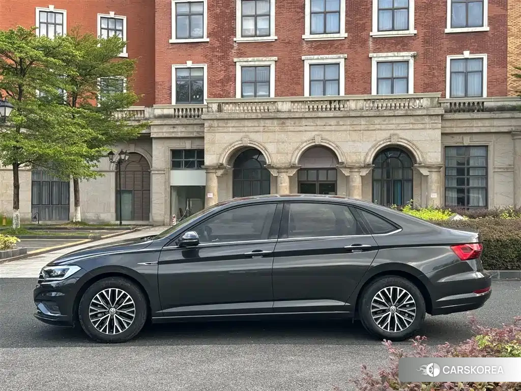Volkswagen Sagitar id 4548381 из Китая 16