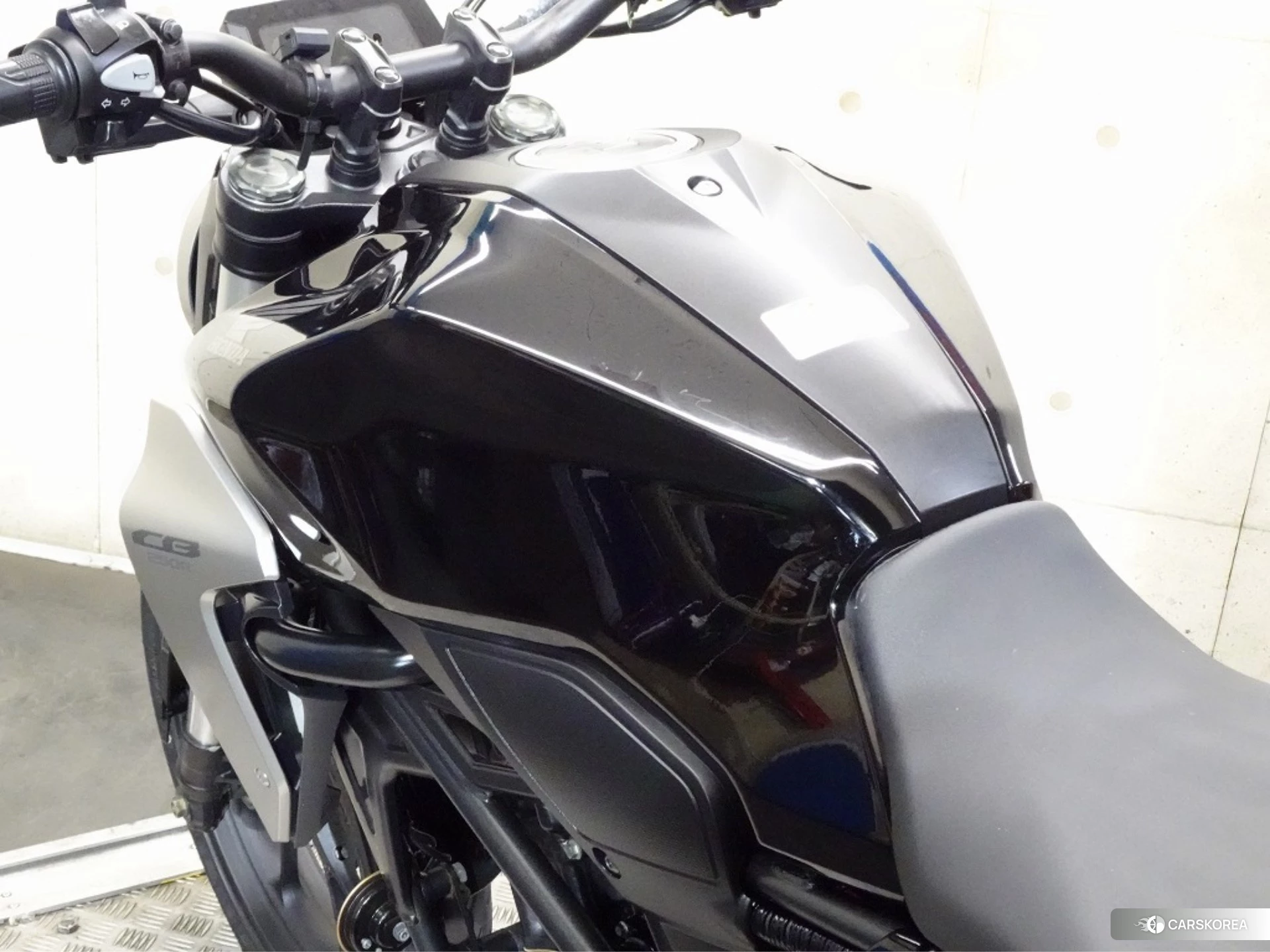 Проданный Honda CB250R id 3950454 из Японии, фото 29