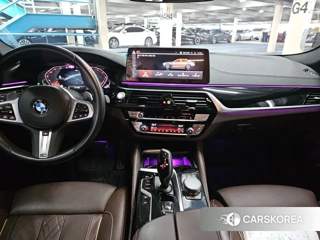 BMW 5 Series (G30) id 3740055 из Кореи 13