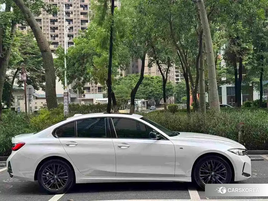 BMW 3 series id 4649336 из Китая 8