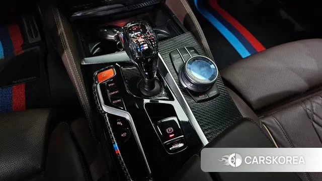 BMW 5 Series (G30) id 3023390 из Кореи 18