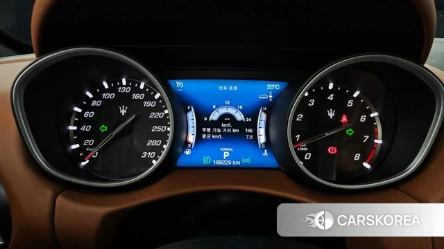 Maserati Levante id 4350632 из Кореи 18
