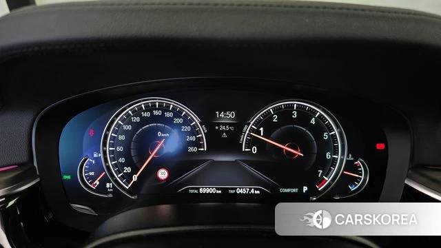 BMW 5 Series (G30) id 4918950 из Кореи 30