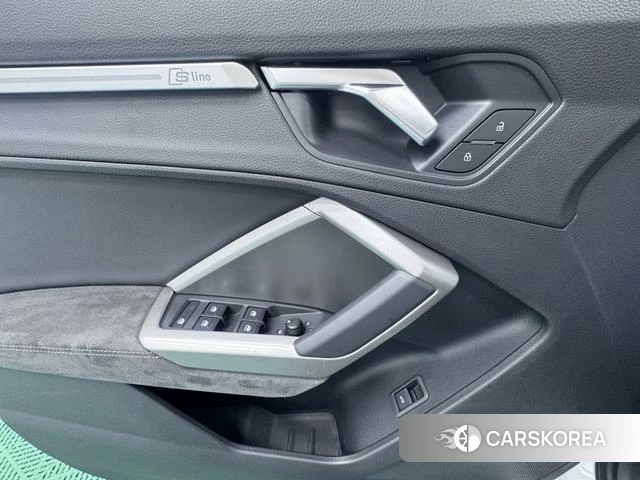 Audi Q3 id 4365936 из Китая 24