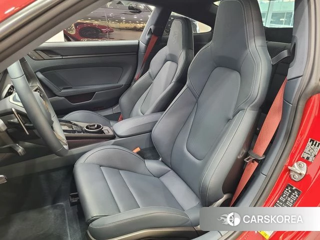 Porsche 911(992) id 3839374 из Кореи 18