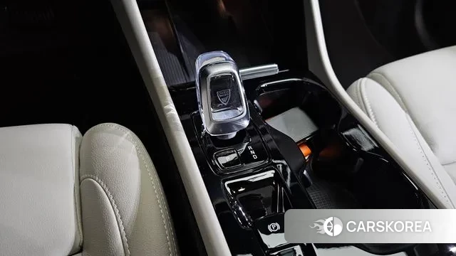 Volvo XC40 id 3491978 из Кореи 18