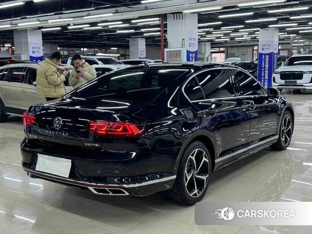 Volkswagen Magotan id 4255853 из Китая 8