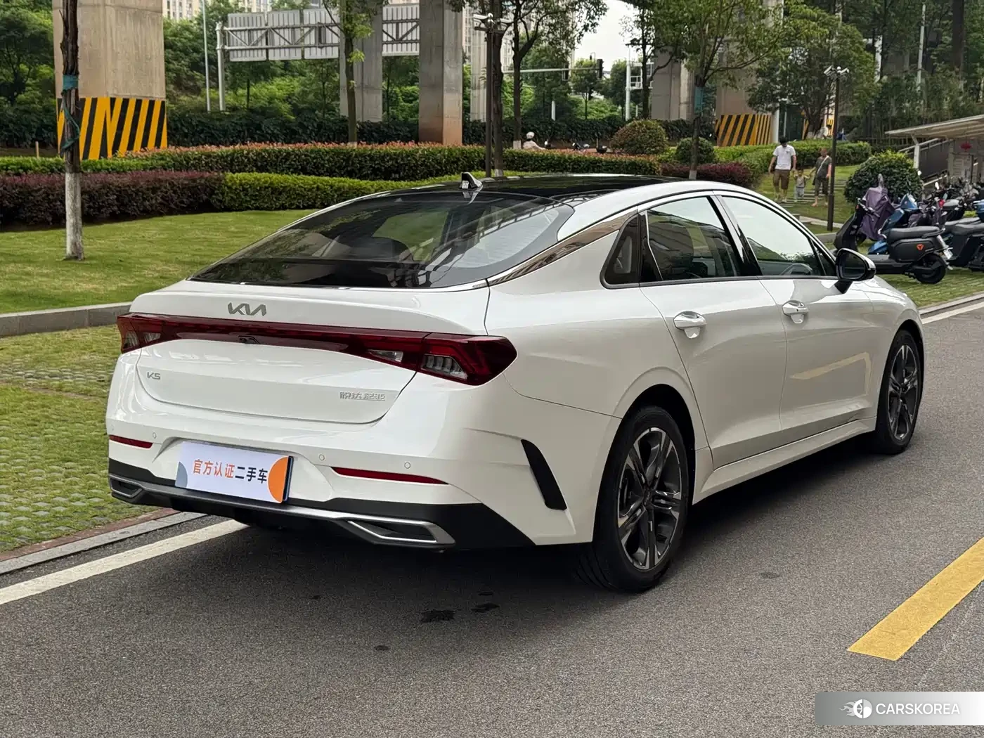 Kia K5 id 4548249 из Китая 10